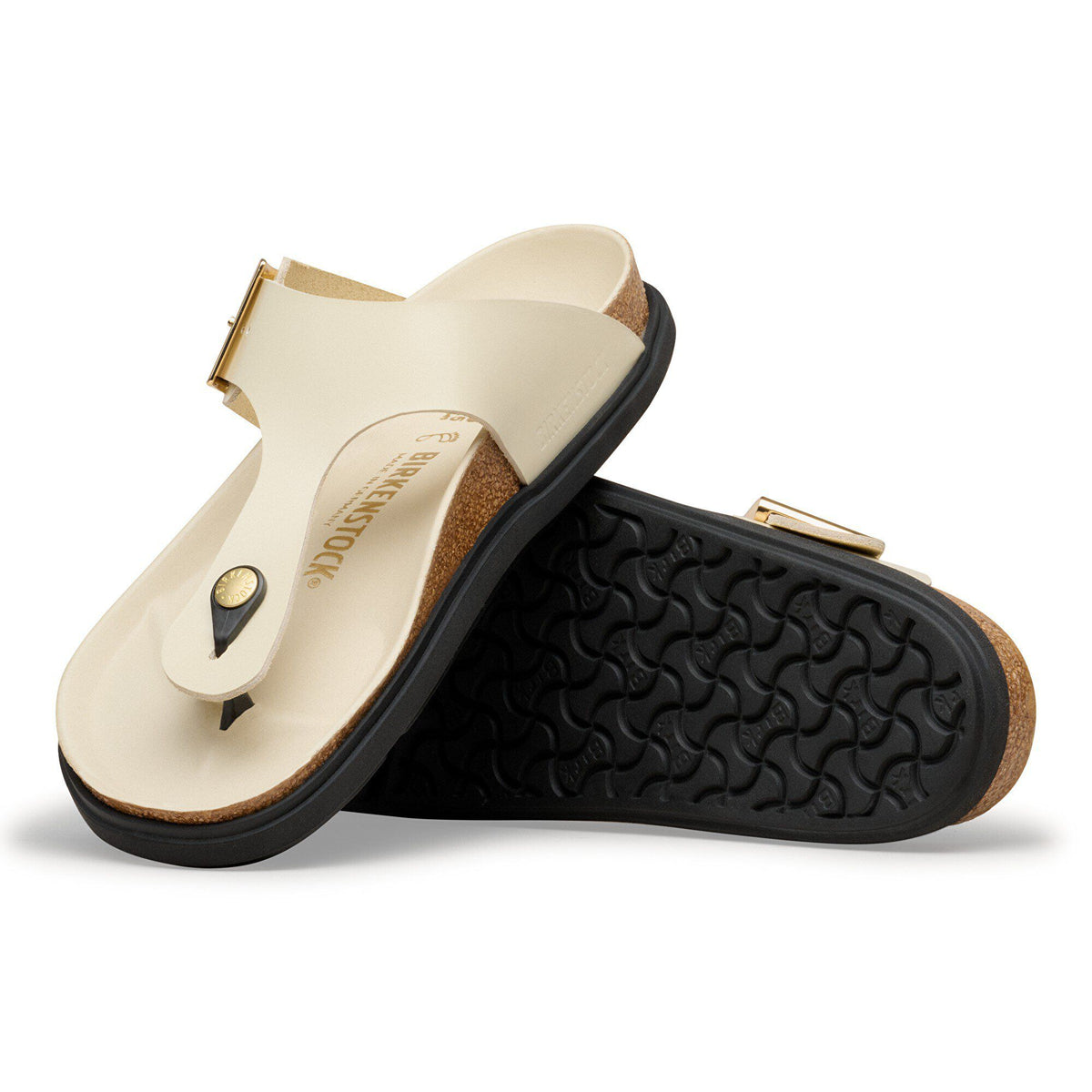 Gizeh Droplet Buckle Natural Leather Patent in Color High Shine Ecru | Birkenstock