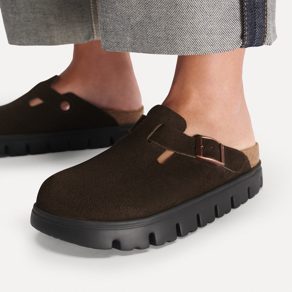 Boston Chunky Suede Leather in Color Mocha | Birkenstock