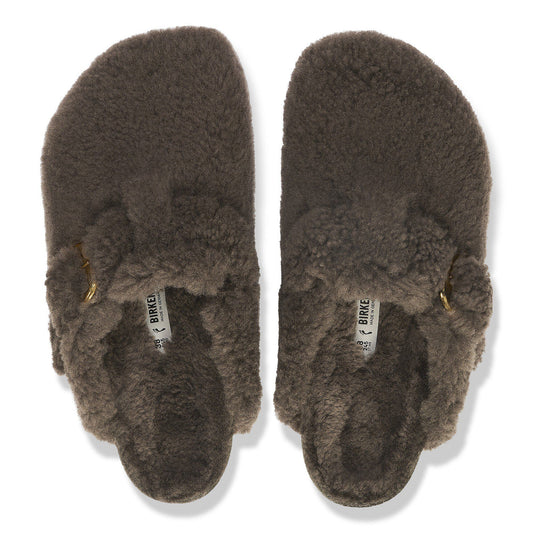 Boston Big Buckle Shearling in Color Concrete Gray | Birkenstock