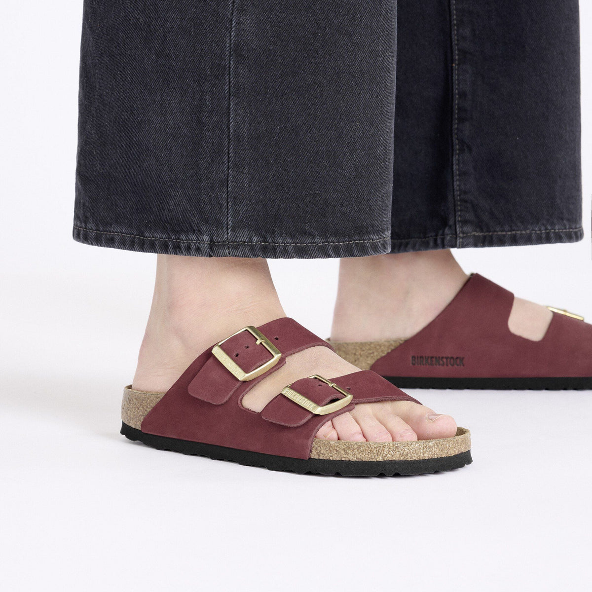 Arizona Soft Footbed Nubuck Leather in Color Zinfandel | Birkenstock