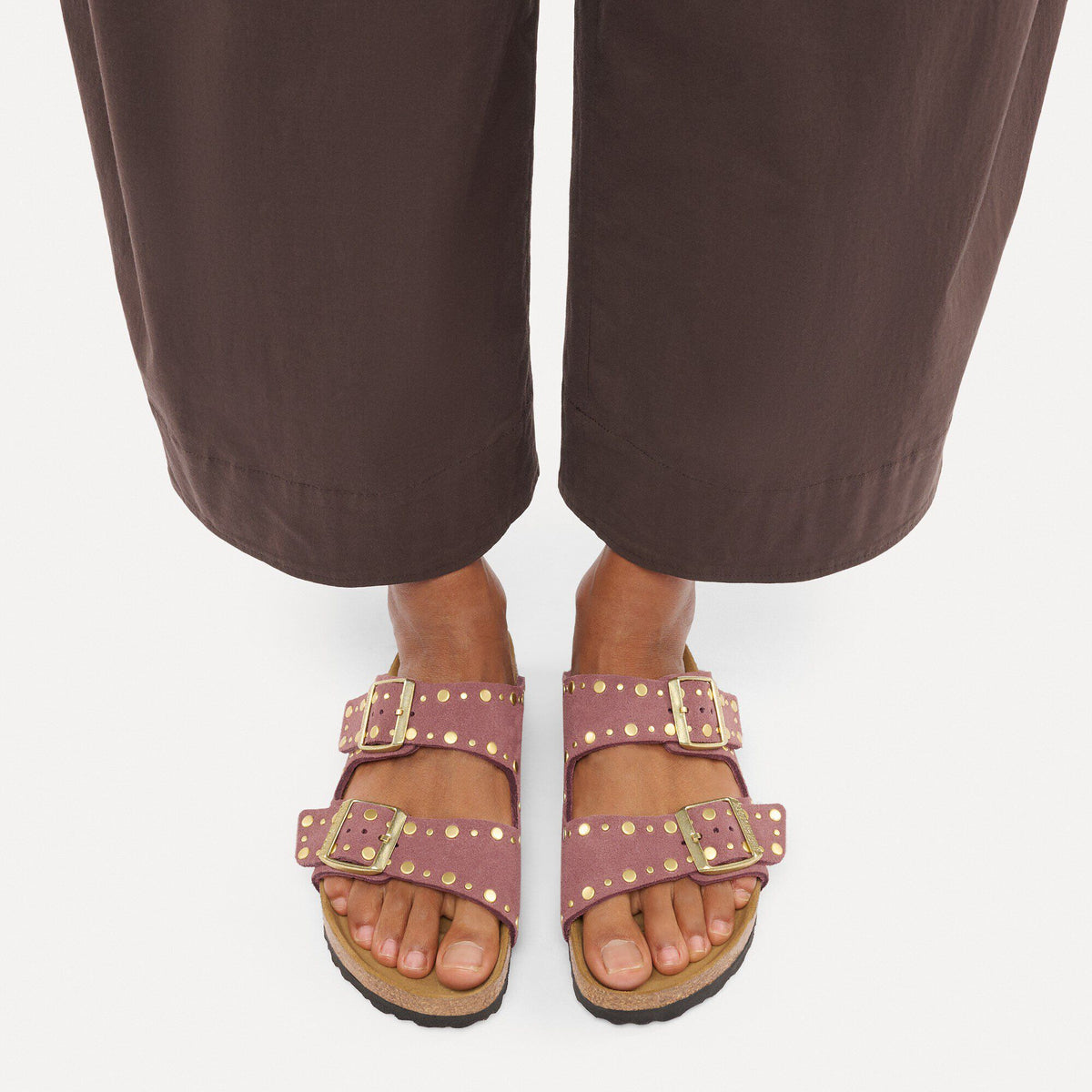 Arizona Rivets Suede Leather in Color Pepper | Birkenstock