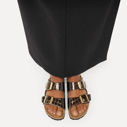 Arizona Leather in Color Black Emboss | Birkenstock