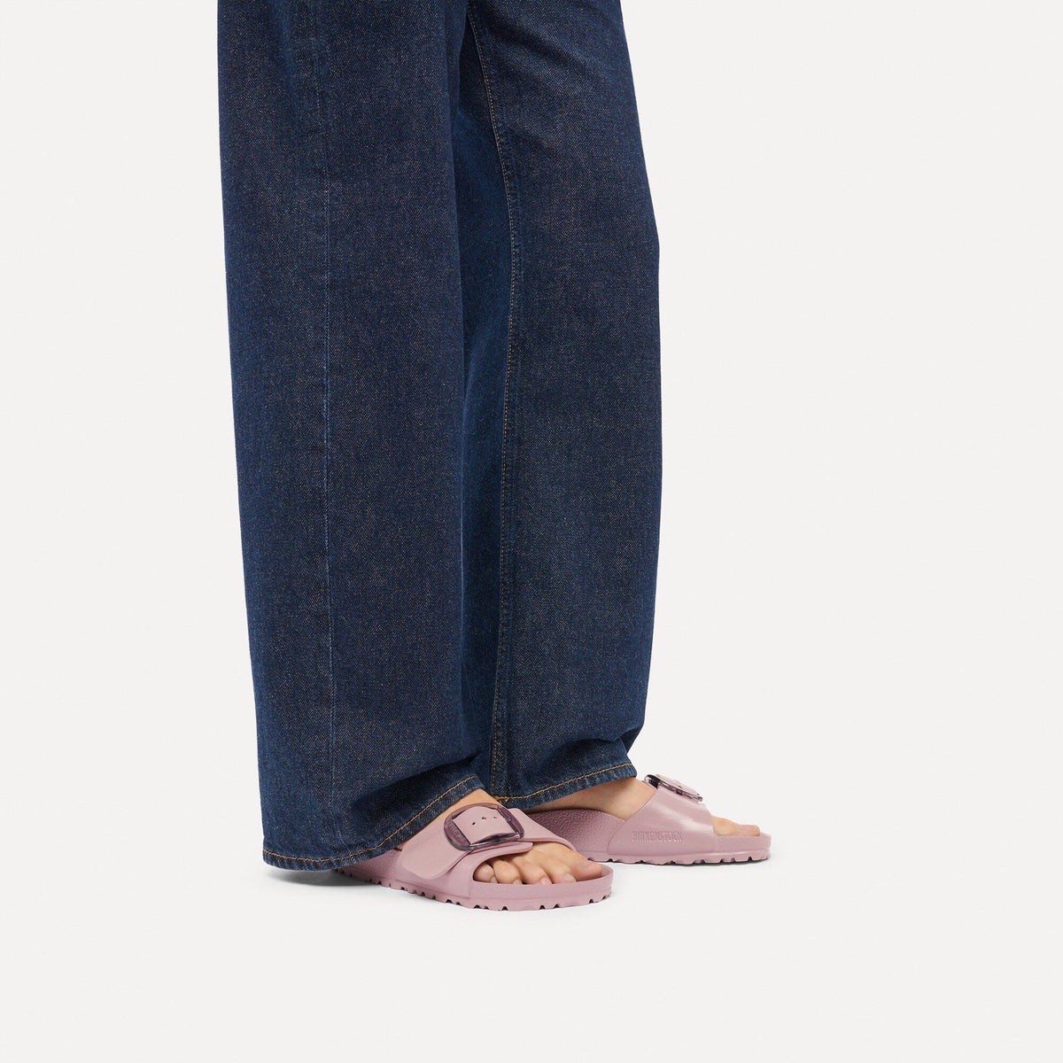 Madrid Big Buckle EVA in Color Faded Purple | Birkenstock