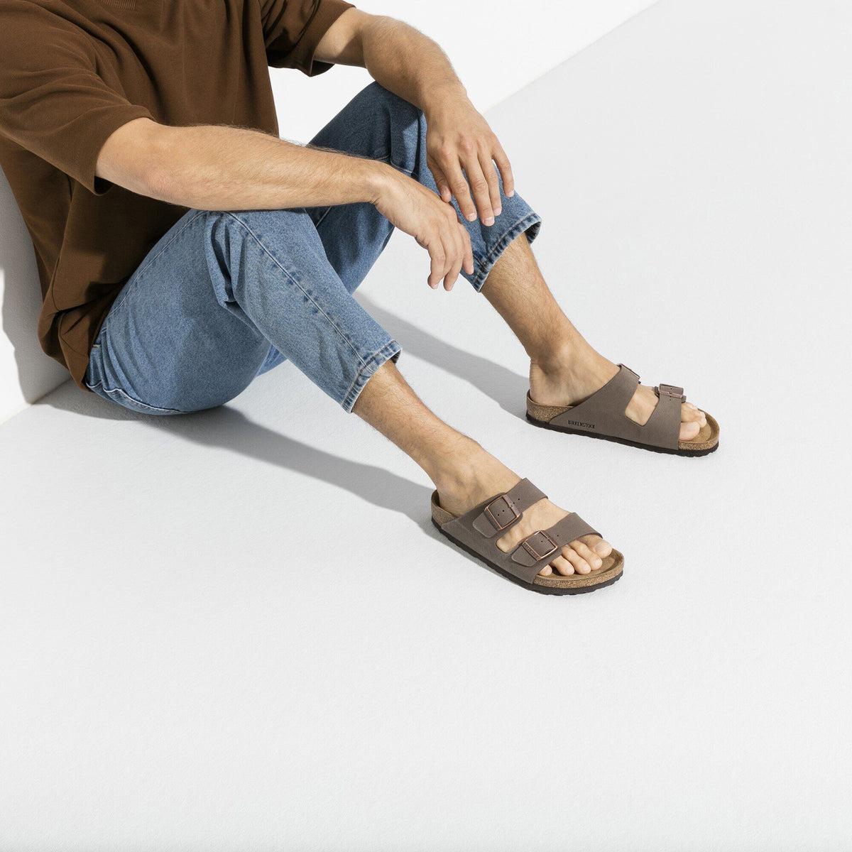 Arizona Birkibuc in Color Mocha | Birkenstock