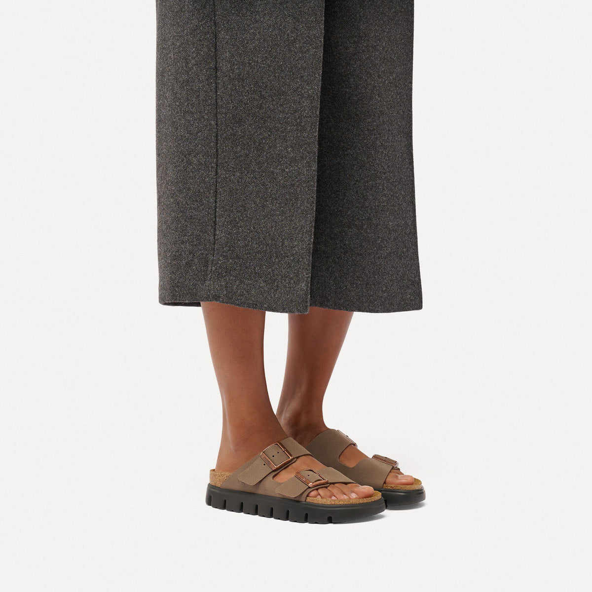 Arizona Chunky Birkibuc in Color Mocha | Birkenstock