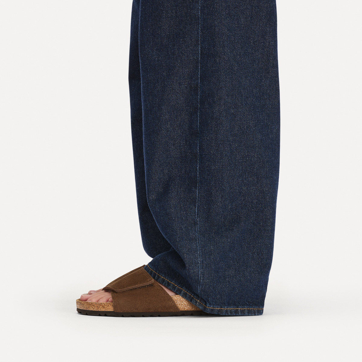 Sylt Suede Leather in Color Carafe | Birkenstock