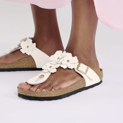 Gizeh Flowers Leather in Color Light Rose | Birkenstock