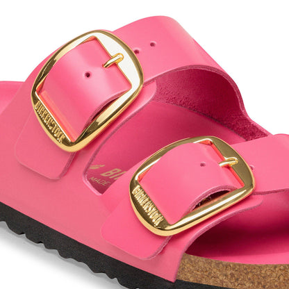 Arizona Big Buckle Natural Leather Patent in Color High-Shine Fuchsia Tulip | Birkenstock