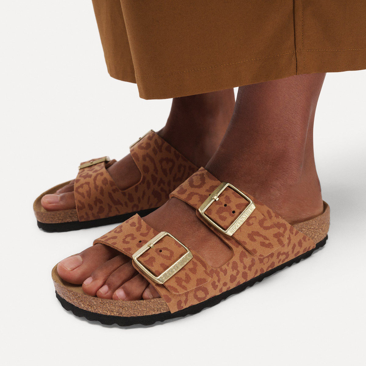Arizona Synthetics in Color Leo Pecan | Birkenstock
