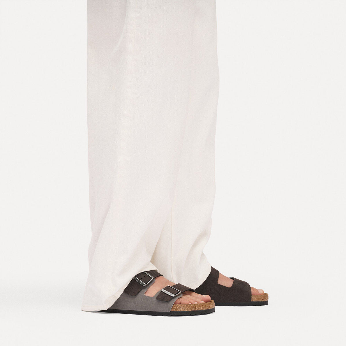 Arizona Mixed Synthetic Material in Color Black/Dark Gray | Birkenstock