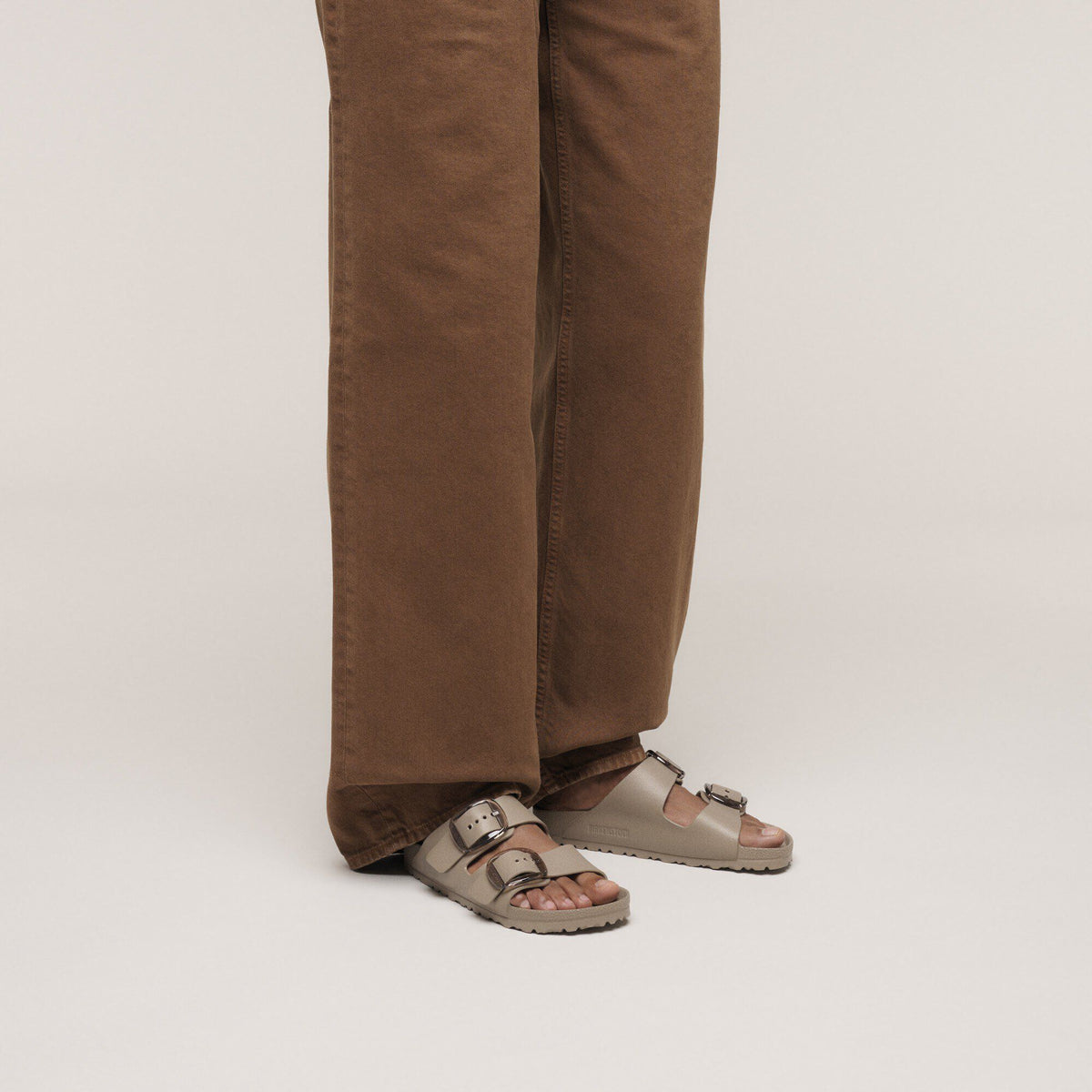 Arizona Big Buckle EVA in Color Gray Taupe | Birkenstock