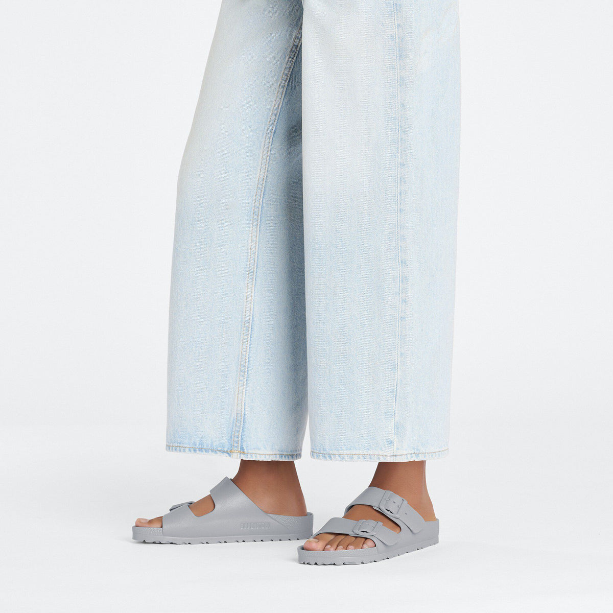 Arizona Essentials EVA in Color Stone Coin | Birkenstock