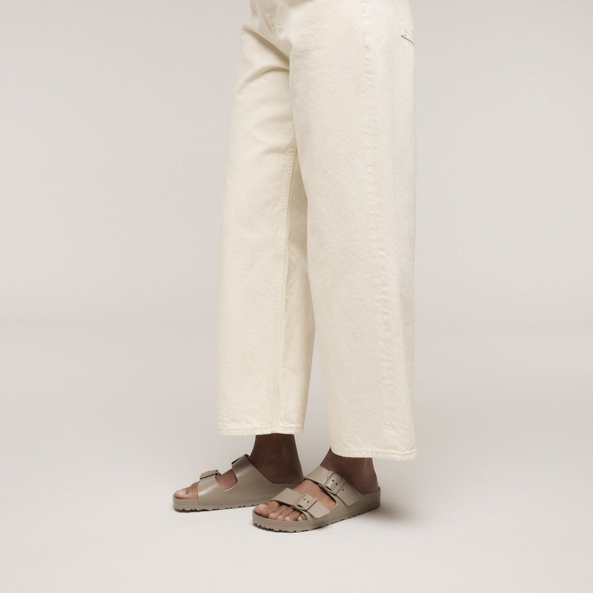 Arizona Essentials EVA in Color Gray Taupe | Birkenstock