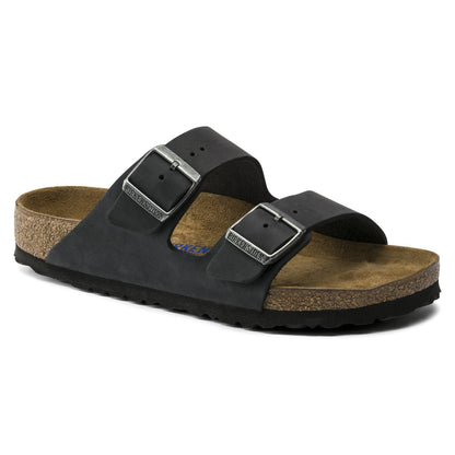 Arizona Soft Footbed Oiled Leather in Color Black | Birkenstock