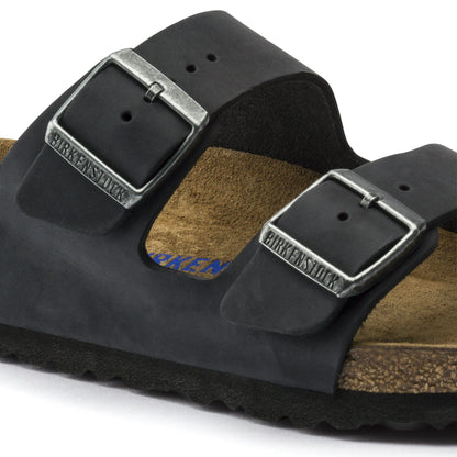 Arizona Soft Footbed Oiled Leather in Color Black | Birkenstock