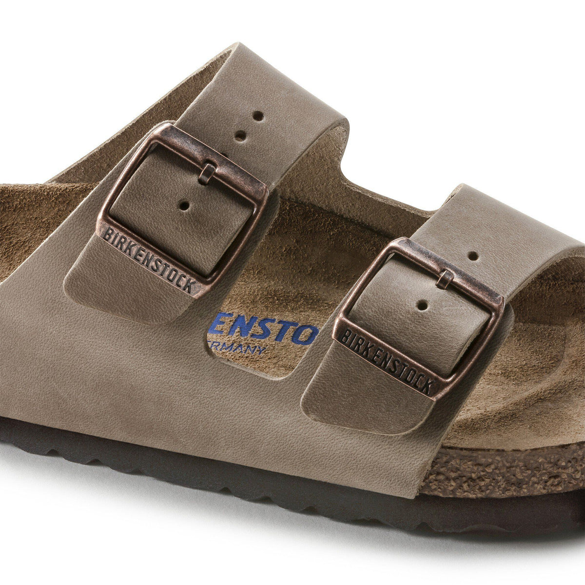 Arizona Soft Footbed Oiled Leather in Color Tobacco Brown | Birkenstock