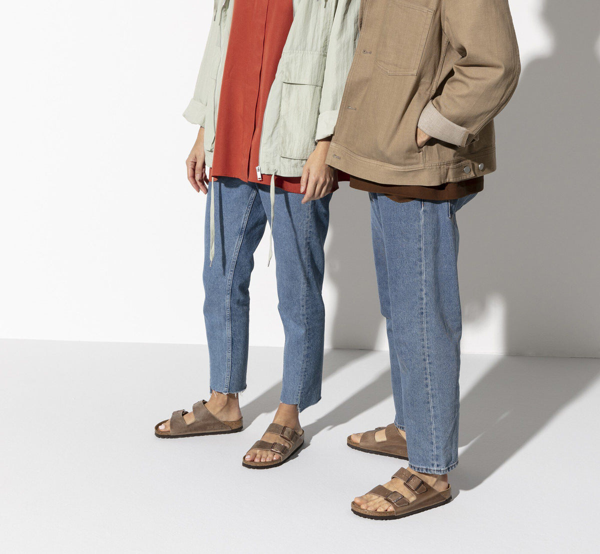 Arizona Soft Footbed Oiled Leather in Color Tobacco Brown | Birkenstock