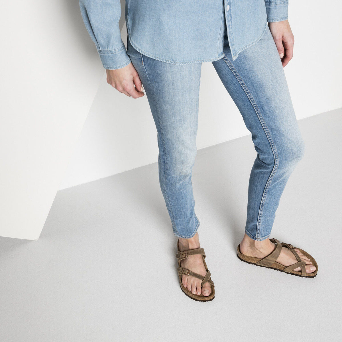 Mayari Oiled Leather in Color Tobacco Brown | Birkenstock