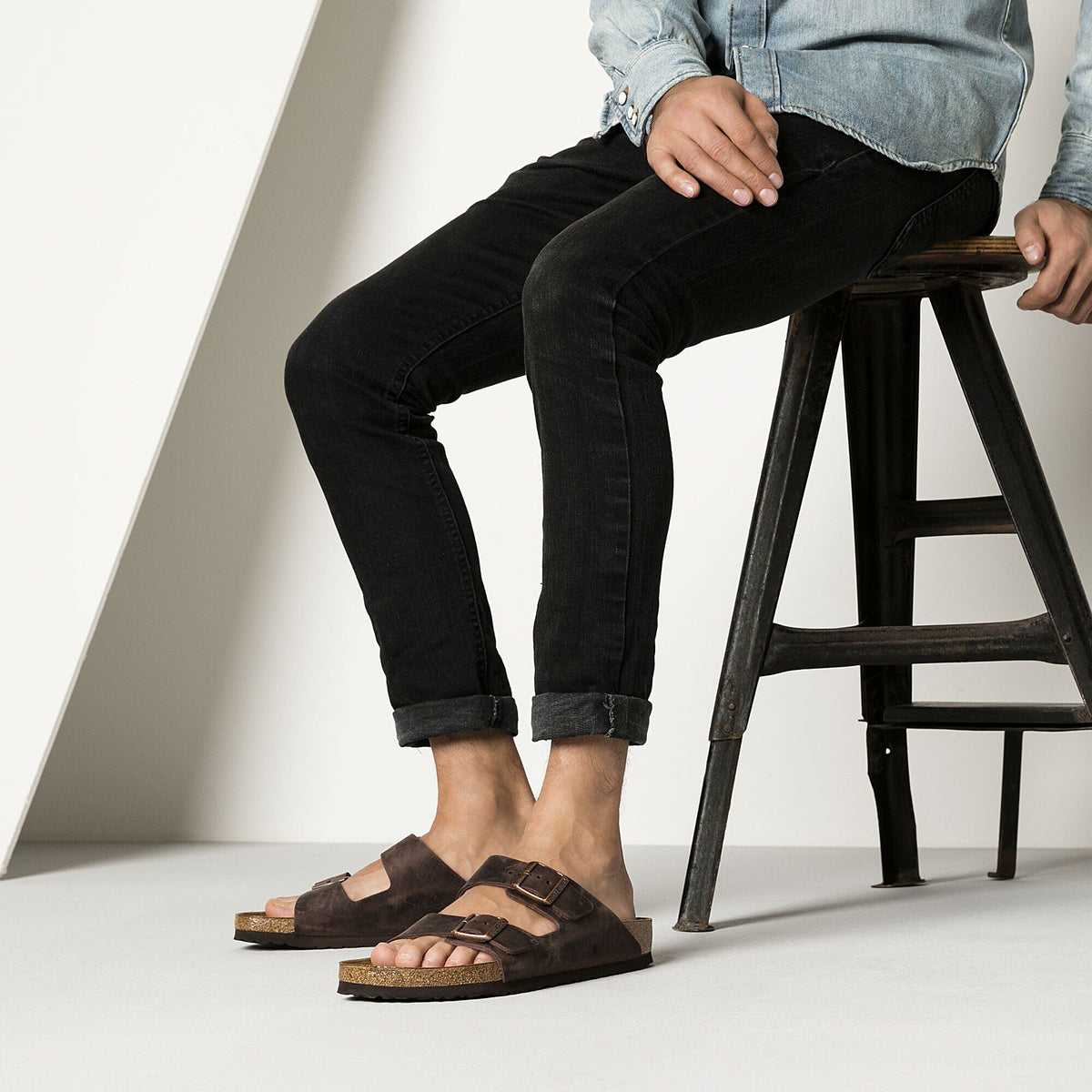 Arizona Oiled Leather in Color Habana | Birkenstock