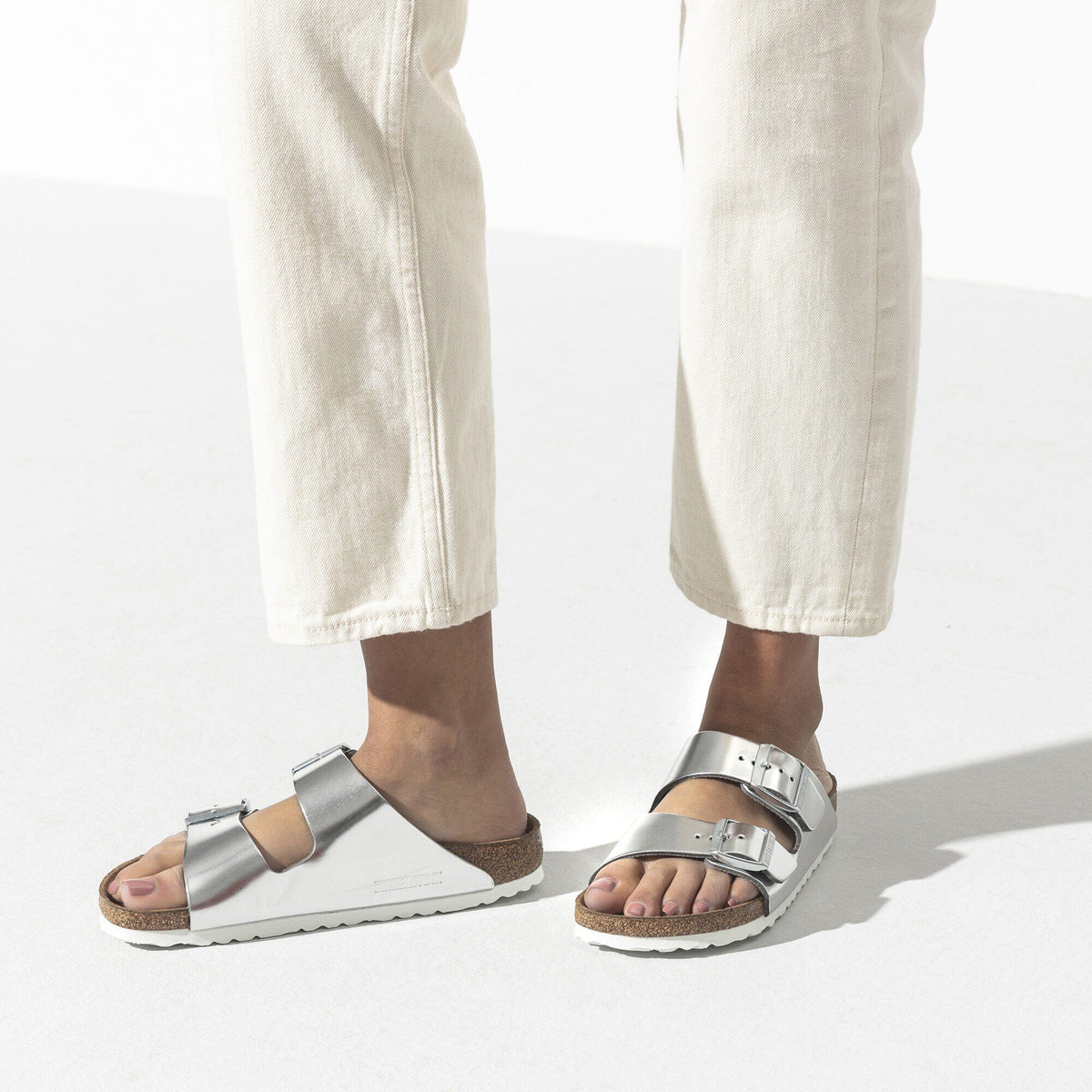 Arizona Soft Footbed Leather in Color Metallic Silver | Birkenstock