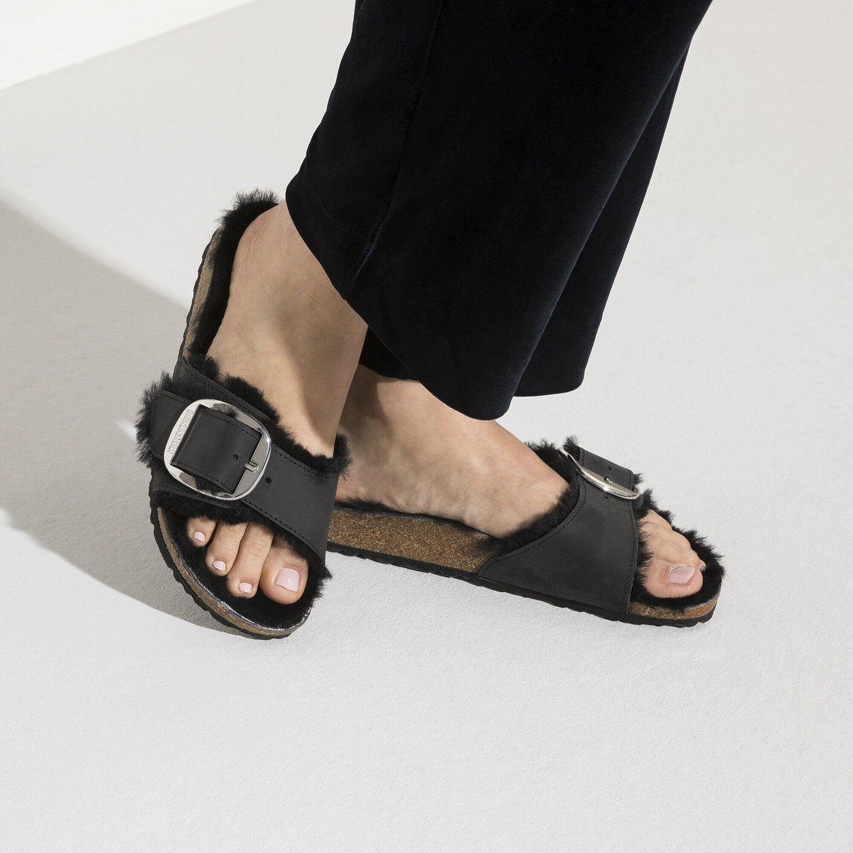 Madrid Big Buckle Shearling Oiled Leather in Color Black | Birkenstock