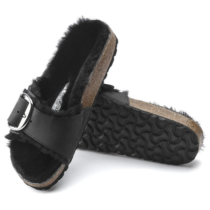 Madrid Big Buckle Shearling Oiled Leather in Color Black | Birkenstock