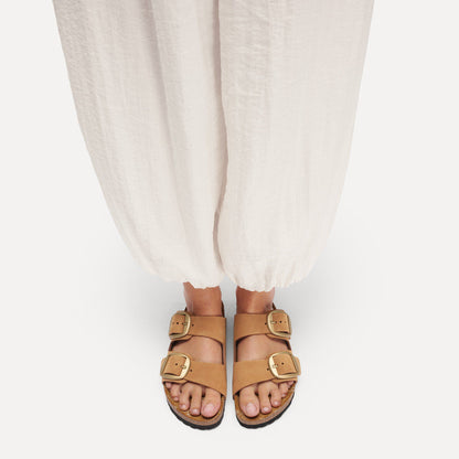Arizona Big Buckle Nubuck Leather in Color Mink | Birkenstock
