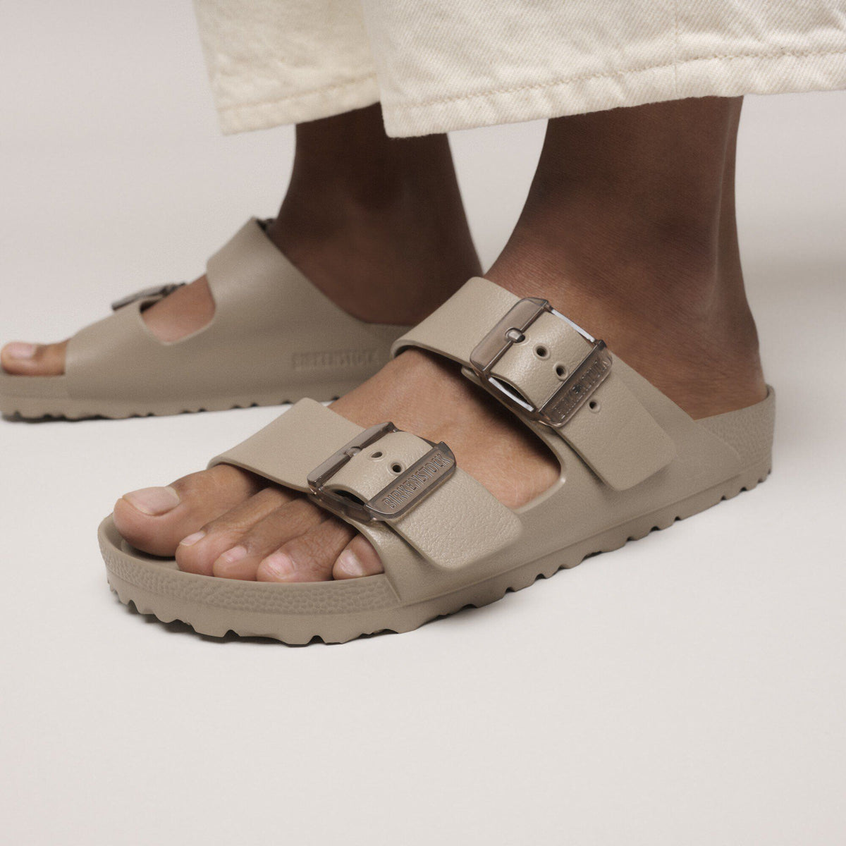 Arizona Stealth Buckle EVA in Color Gray Taupe | Birkenstock