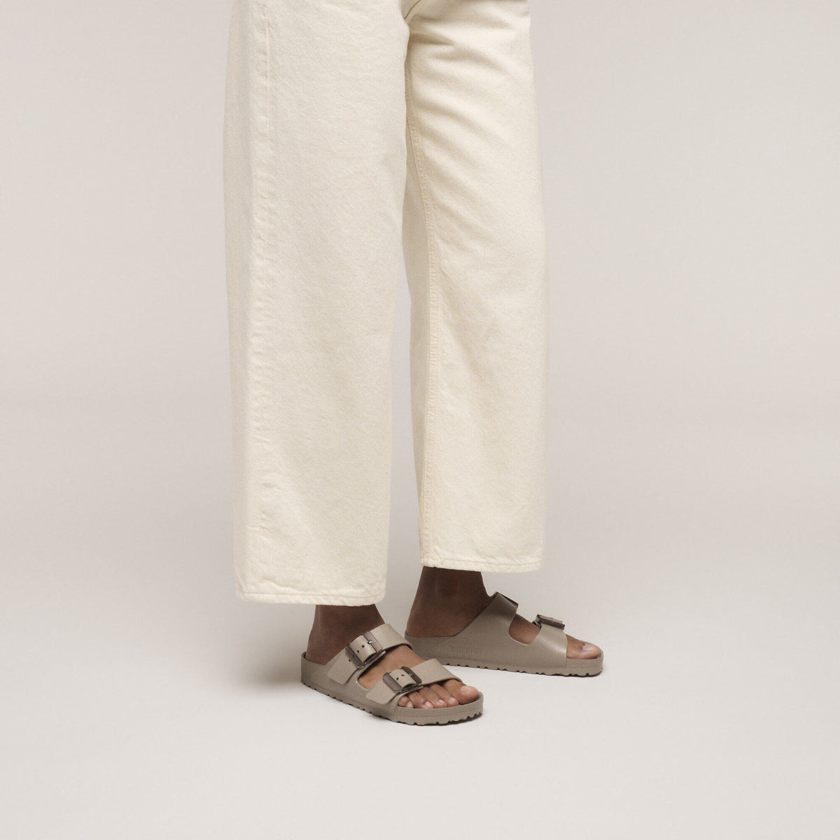 Arizona Stealth Buckle EVA in Color Gray Taupe | Birkenstock