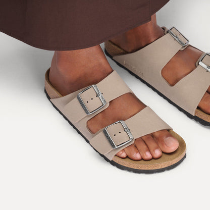 Arizona Birkibuc in Color Gray Taupe | Birkenstock