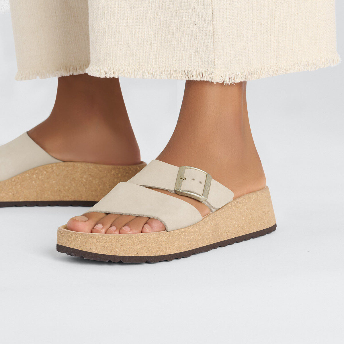 Almina Nubuck Leather in Color Sandcastle | Birkenstock