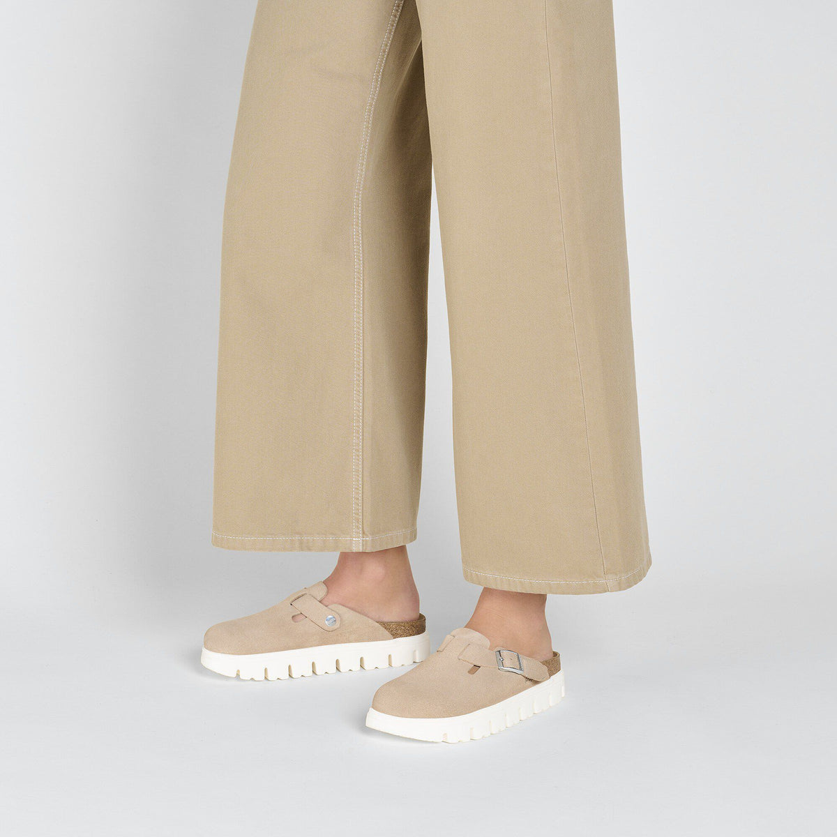 Boston Chunky Suede Leather in Color Warm Sand | Birkenstock