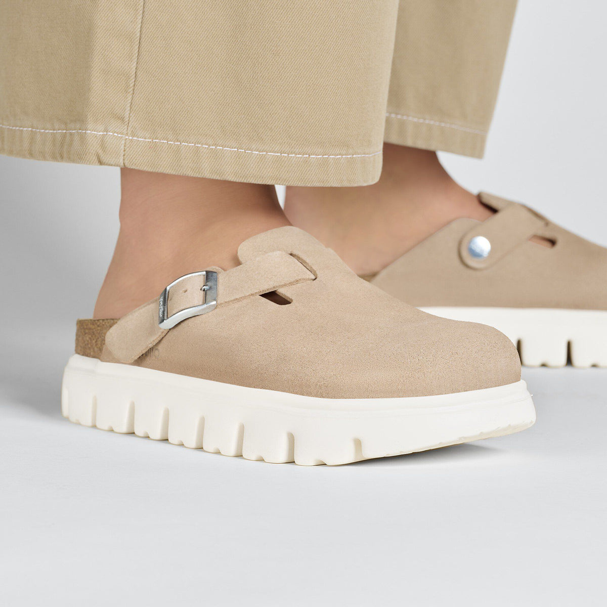 Boston Chunky Suede Leather in Color Warm Sand | Birkenstock
