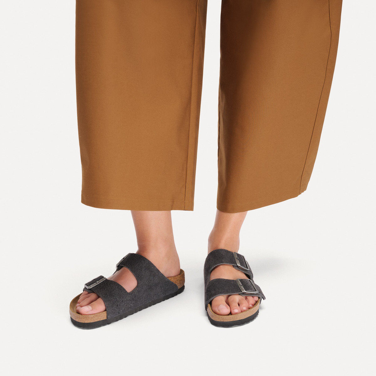 Arizona Suede Leather in Color Charcoal | Birkenstock