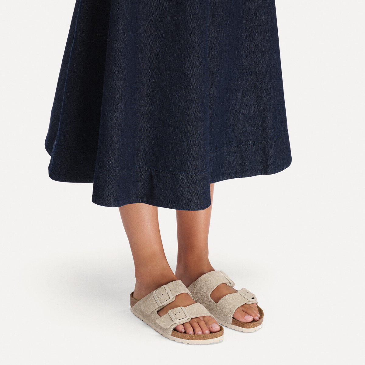 Arizona Suede Leather in Color Oyster | Birkenstock