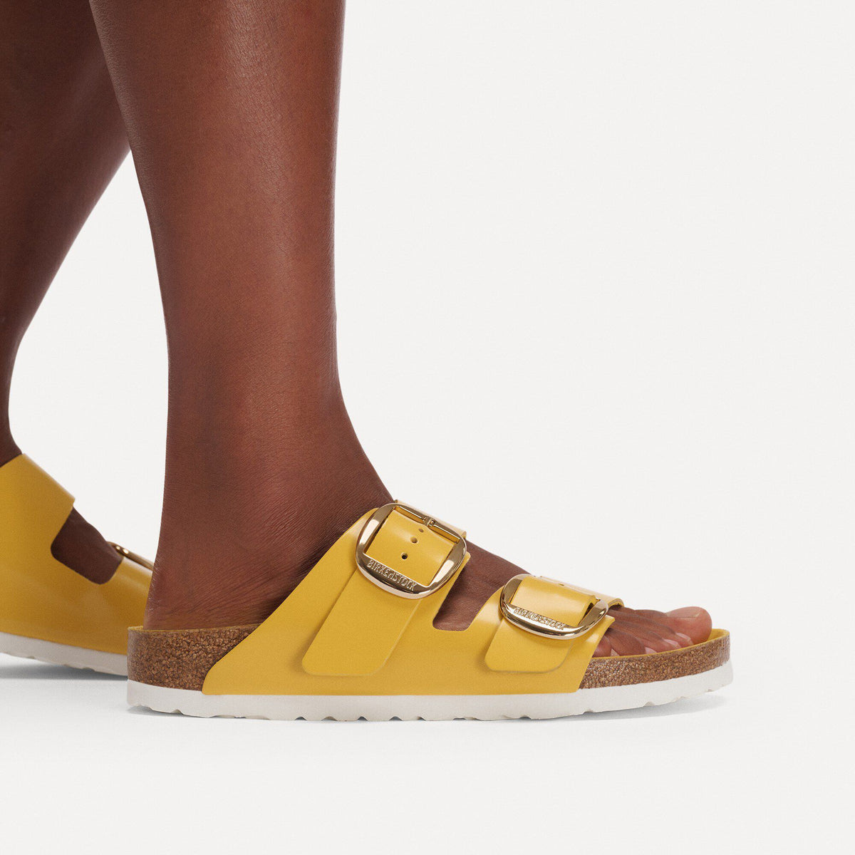 Arizona Big Buckle Natural Leather Patent in Color High-Shine Ochre | Birkenstock