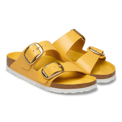 Arizona Big Buckle Natural Leather Patent in Color High-Shine Ochre | Birkenstock