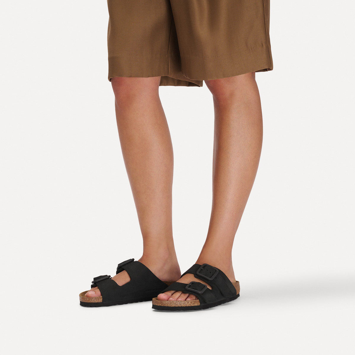 Arizona Wire Buckle Nubuck Leather in Color Black | Birkenstock