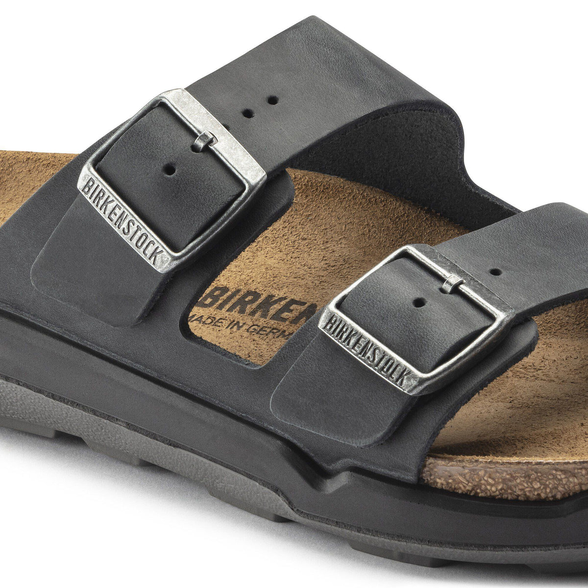 Arizona Crosstown Men Oiled Leather in Color Black | Birkenstock