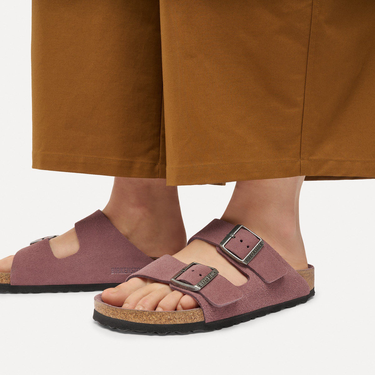 Arizona Soft Footbed Suede Leather in Color Pepper | Birkenstock