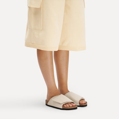 Solana Suede Leather in Color Oyster | Birkenstock