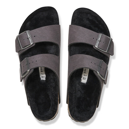 Arizona Shearling Synthetics in Color Desert Dust Black | Birkenstock