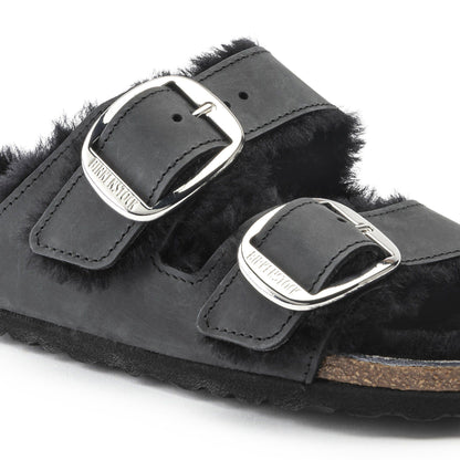 Arizona Big Buckle Shearling Oiled Leather in Color Black | Birkenstock