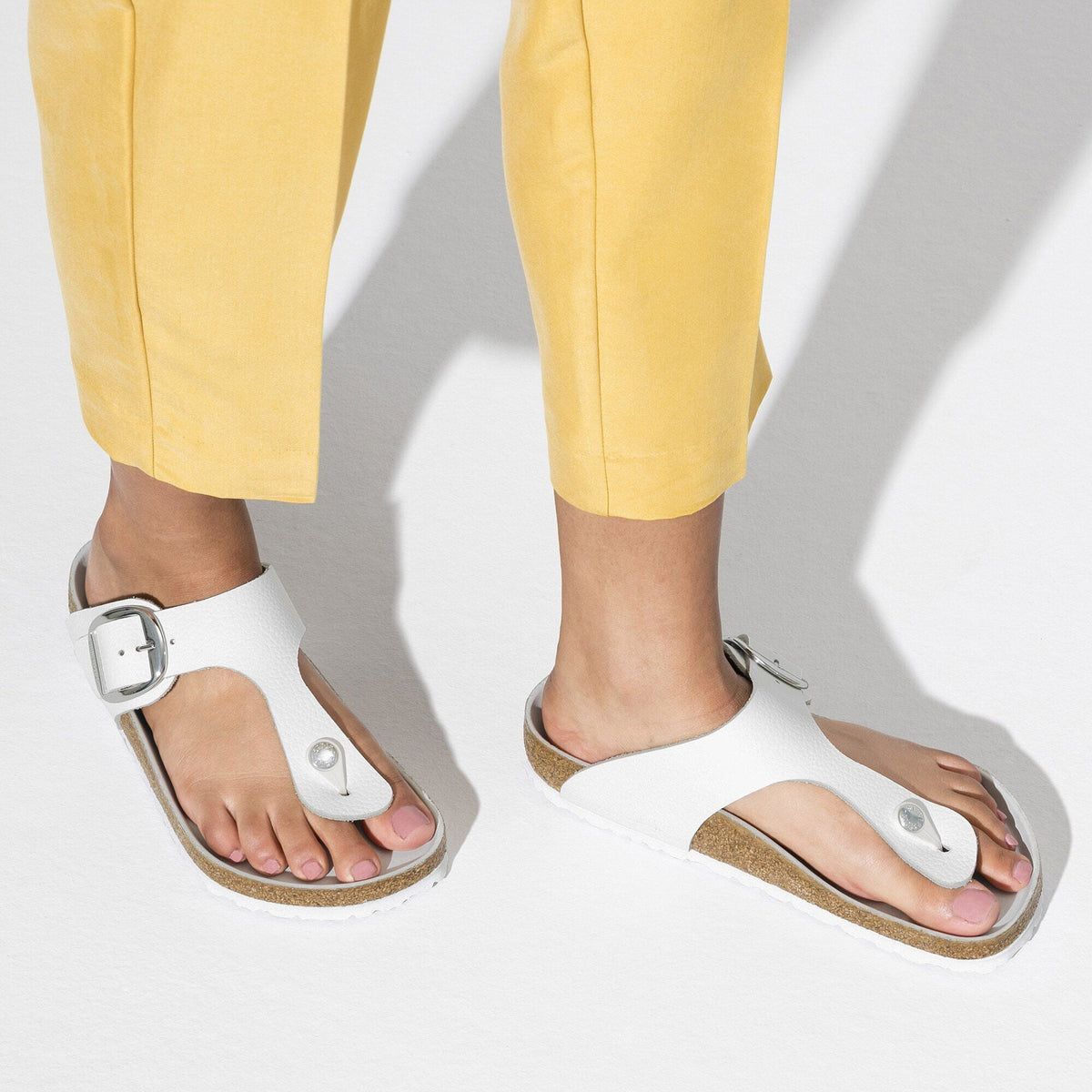 Gizeh Big Buckle Leather in Color White | Birkenstock