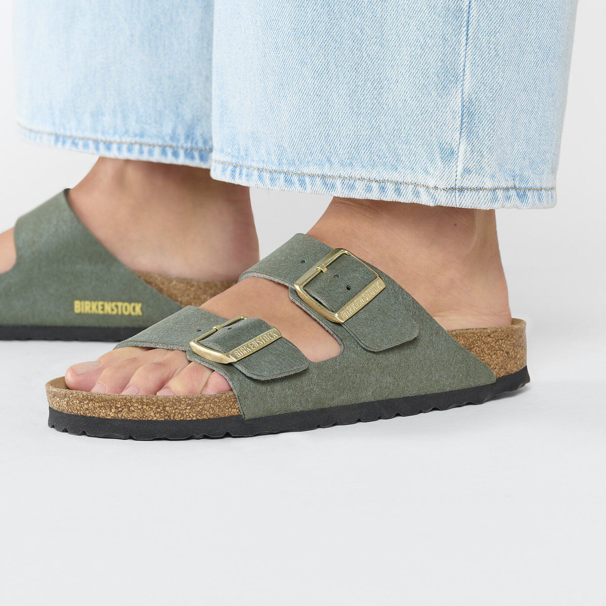 Arizona Vegan Synthetics in Color Thyme | Birkenstock
