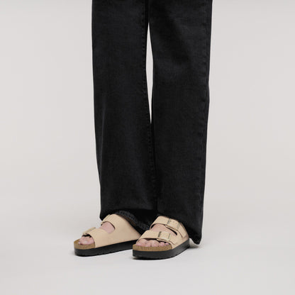 Arizona Flex Platform Nubuck Leather in Color Sandcastle | Birkenstock