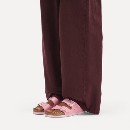 Arizona Natural Leather Patent in Color Fondant Pink | Birkenstock