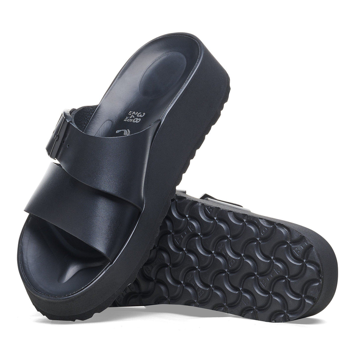 Almina Leather in Color Black | Birkenstock
