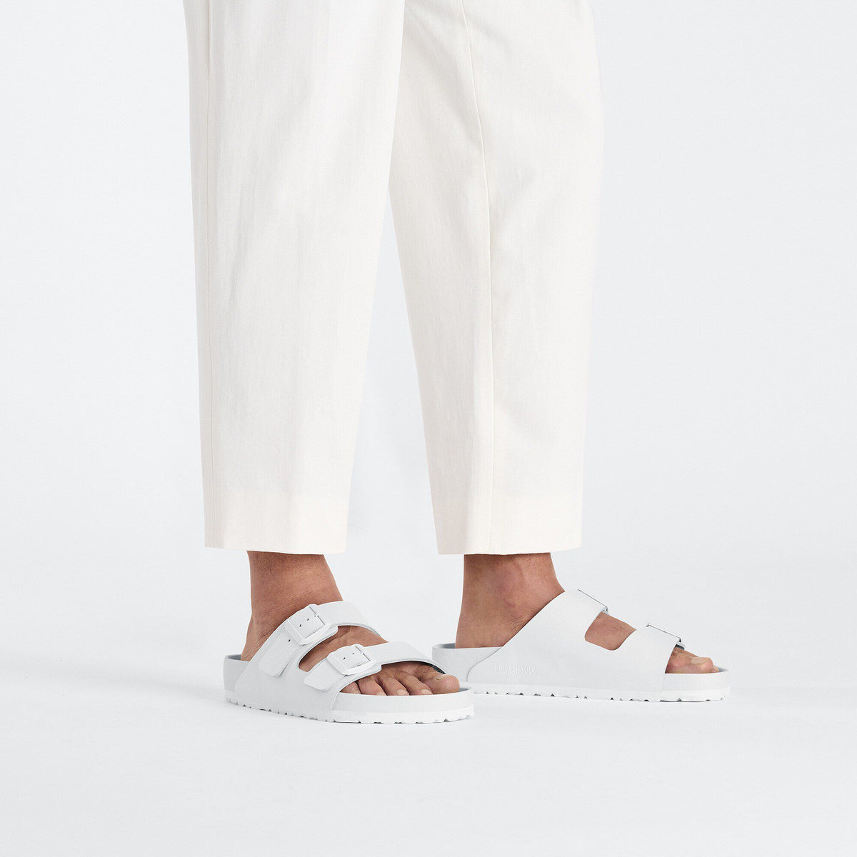 Arizona Leather in Color White | Birkenstock