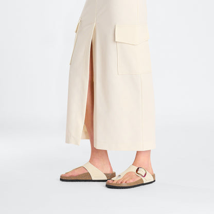 Gizeh Big Buckle Nubuck Leather in Color Ecru | Birkenstock